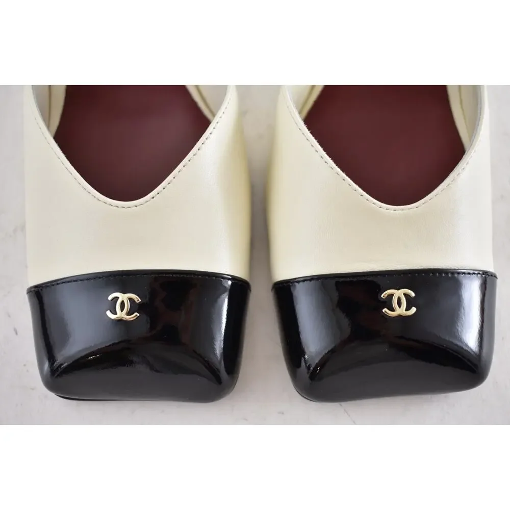 Chanel 26S Blazy Ivory Black Square Toe Sling CC Slingback Block Heel Pump 39